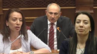 Քրիստինե Պողոսյանը Խորհրդարան եկավ Փաշինյանին հարց չունենալով, հեռանում է՝ հարց չունենալով