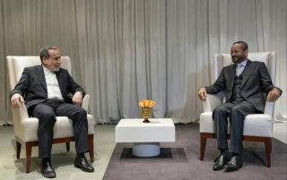 Օմանի և Իրանի արտաքին գործերի նախարարները կողմ են Հորմուզի նեղուցում ազատ նավարկությանը