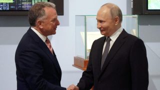 Ուիթքոֆը Պուտինին խնդրել է ստորագրել Ուկրաինայի վերաբերյալ հնարավոր գործարքի բանաձևով երկտողը. CNN