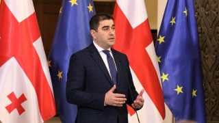 Բրյուսելը պետք է դադարեցնի թշնամական քաղաքականությունը Վրաստանի նկատմամբ. խորհրդարանի խոսնակ