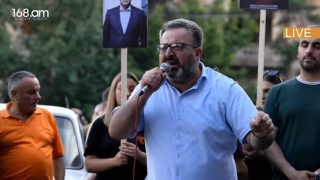 Խոստումներ է տվել, գնացել է զիջումների, գիշերն էլ գաղտագողի թվեր է հրապարակում. Գառնիկ Դանիելյան