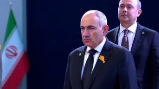 Փաշինյանը մասնակցել է Ալի Խամենեիի հրաժեշտի պաշտոնական արարողությանը