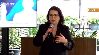 Ես ուշանում էի, պարոն Աբրահամյանը մտածում էր՝ դիտավորյալ եմ անում, մի օր բերեց․․․ Սաթիկ Սեյրանյան