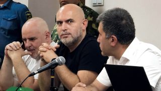 Ստիպված հիշեցնում եմ. դուք էլ մի արեք, որովհետև՝ «բա խի՞ Սերժին չեն նստցնում» վնգստալը բարո չէ, քաղաքական չէ և տմարդի է. Արմեն Աշոտյան