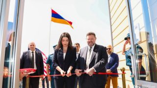 ՆԳ նախարարն ու ՀՀ-ում ԱՄՆ գործերի ժամանակավոր հավատարմատարը մասնակցել են ջրափրկարարական կայանի բացման արարողությանը