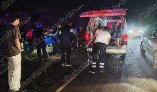 Սևան-Մարտունի ճանապարհին բախվել են «Volkswagen»-ը և «Lexus GX470»-ը, կան վիրավnրներ