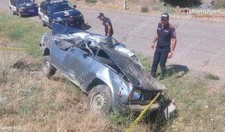 Վայոց ձորի մարզում «ՎԱԶ 2107»-ը դուրս է եկել երթևեկելի գոտուց, բախվել հողաթմբերին ու քարերին. կա տուժած