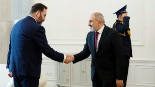 Թրամփի խոշոր նվիրատուն կղեկավարի 201 մլն դոլարանոց հիմնադրամը, որը ներդրումներ կկատարի նաև Հայաստանում․ Ո՞վ է նա. The Guardian