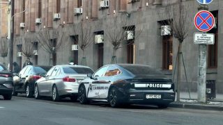 Մրցույթ է հայտարարվել․ ՆԳՆ-ն՝ «խնդրահարույց» մեքենաների վրա փարոսիկներ տեղադրելու մասին