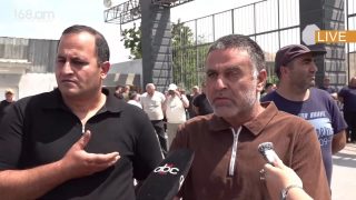 Էս ի՞նչ սարքեցիք․ Ծառուկյանի շալվարը գցես իրենց բալկոնի դեմը, 10 օր տնից դուրս չեն գա․ Արարատցեմենտի աշխատակիցներ