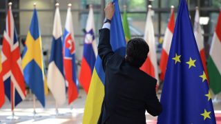 Եվրոպական աջակցությունն Ուկրաինային սպառնալիքի տակ է. Financial Times
