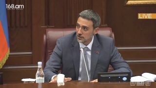 Եթե այդպես եք վարվում, ուրեմն՝ էս քանի օրը փակեք Սահմանադրական դատարանը. Արամ Վարդևանյան
