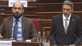 Ռեբուսը լուծելու համար, ասեք թե ինչպե՞ս ՀՀ 29.800 քկմ տարածքը կրճատվեց. Վարդևանյանը՝ Հովհաննիսյանին