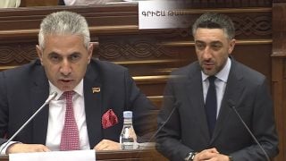 Նավակ ճոճող և Օմարի արծվիվ անուններից հետագայում կարո՞ղ եք օգտագործել Օմարի արծվի անունը. Ղազարյան