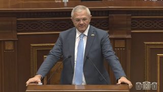 Որպեսզի իմ տնից Վանաձորի չեղած հատակագիծը չգտնեն ու դատեն, արդարադատությունը քաղաքական չպետք է լինի. Մամիկոն Ասլանյան