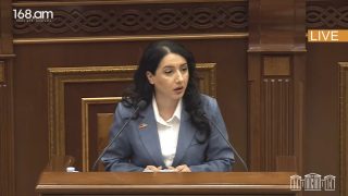 Եթե Դուք ամենաբացն ու թափանցիկն եք, ինչու եք սահմանափակում ԱԺ-ում լրագրողների տեղաշարժը. Ղահրամանյան