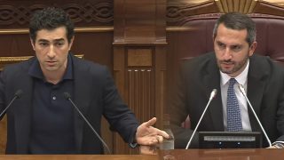 Պարո՛ն Ռուբինյան, այդ տոնով մի՛ շարունակեք, թե չէ մենք էլ համարժեք կարձագանքեքք.Դուք ինձ մի հորդորեք. Լևոն Քոչարյան-Ռուբինյան թեժ զրույցը