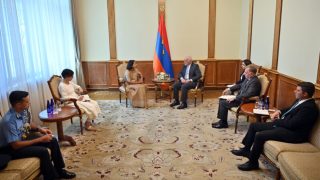 Վահագն Խաչատուրյանն ու Հնդկաստանի դեսպանը քննարկել են երկկողմ համագործակցության և պաշտպանական ոլորտի հարցեր