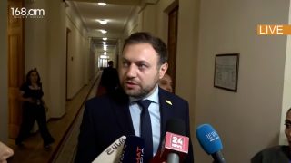 Մի քանի օր է՝ Տարոն Չախոյանը սադրում է, 10 րոպե անընդմեջ վիրավորանքներ էր հնչեցնում. Աբրահամյան