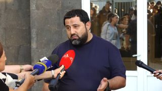 Իմ կարծիքով՝ դեռ մի ժամ էլ կտևի. մեր ելույթներն ավարտել ենք. Էմին Խաչատրյան