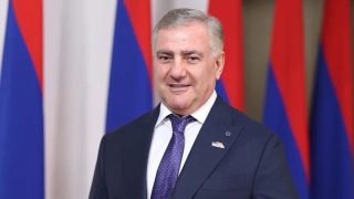 Ցավալիորեն այսօր ականատեսն ենք լինում բացառիկ իրավիճակի, երբ անկախության նկատմամբ արտաքին nտնձգությունների համար գործիք են կարգվել օրվա իշխանությունները. Սամվել Կարապետյան