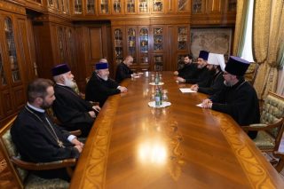 Ամենայն Հայոց Կաթողիկոսը Մայր Աթոռ Սուրբ Էջմիածնում ընդունեց Մոսկվայի Պատրիարքության Արտաքին եկեղեցական կապերի բաժնի նախագահ, Վոլոկոլամսկի միտրոպոլիտ Անտոնիին