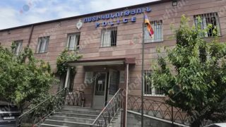 Երևանում մի խումբ երիտասարդներ ծեծի են ենթարկել 4 հոգու և «BMW»-ով դիմել փախուստի․ կան վիրավորներ