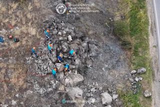 Մ-4 ճանապարհի 143-րդ կմ-ին հեռացվել են երթևեկությանը վտանգ սպառնացող ժայռաբեկորները