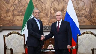 Փեզեշքիանը շնորհակալություն է հայտնել Պուտինին Իրանի և ԱՄՆ-ի հակամարտության ժամանակ Ռուսաստանի դիրքորոշման համար