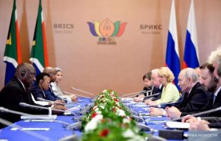 Պուտինն ու Ռամաֆոսան հանդիպել են BRICS-ի գագաթնաժողովի շրջանակում