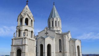Ղազանչեցոց եկեղեցու պատմության խեղաթյուրումից հետո գործ ունենք տեսանելիությունը վերացնելու հետ